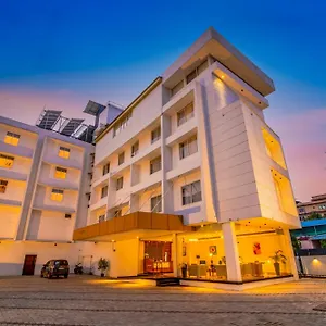 **** Hotel Seven Lights India